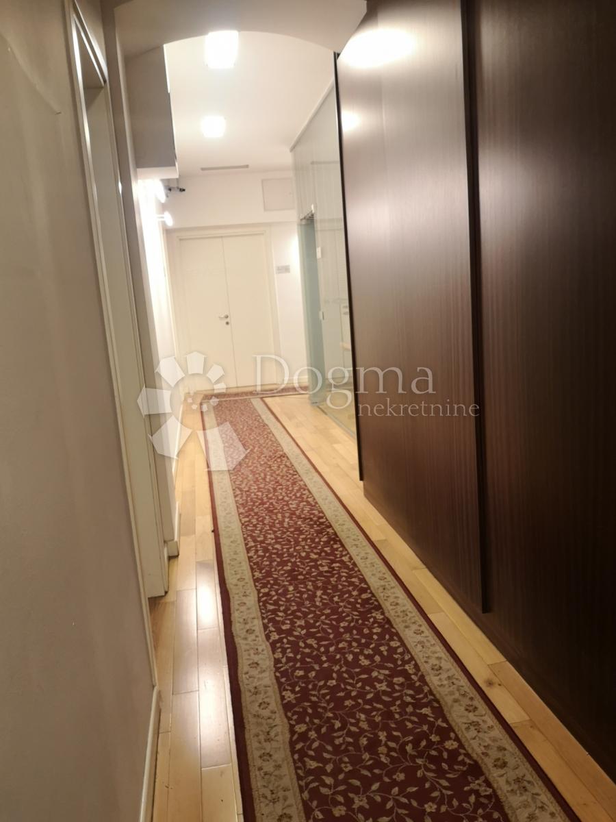    Business premise Centar, Rijeka, 910m2