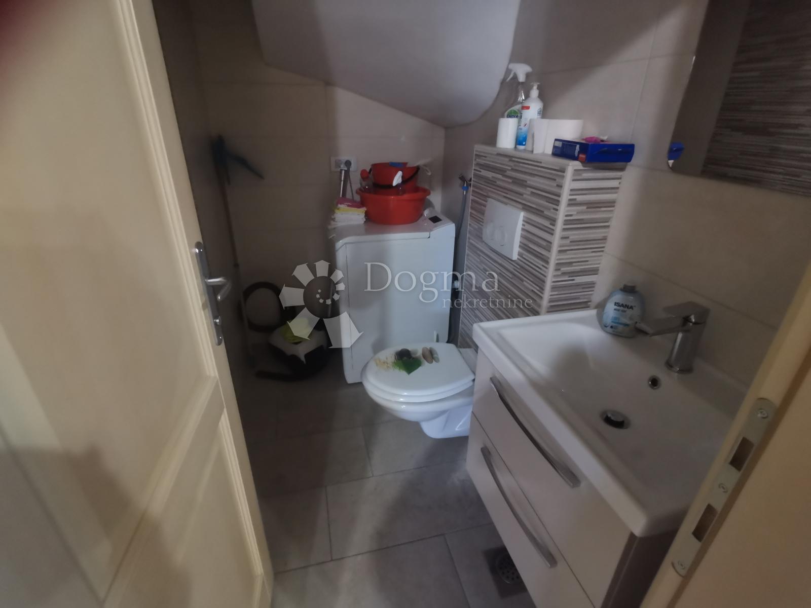 Дом Krk, 150m2