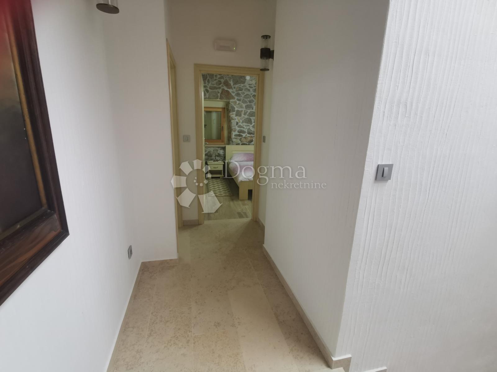 Дом Krk, 150m2
