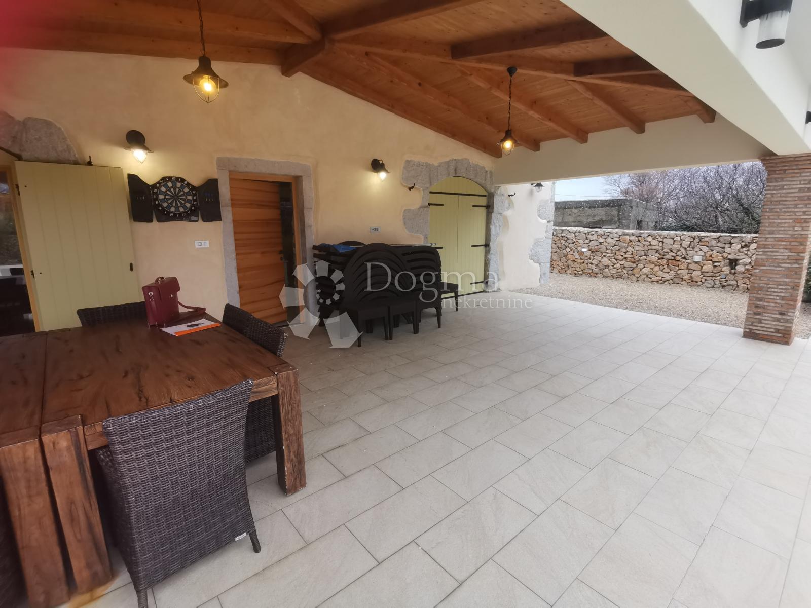 Дом Krk, 150m2