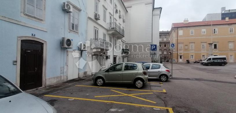    Flat Centar, Rijeka, 100m2