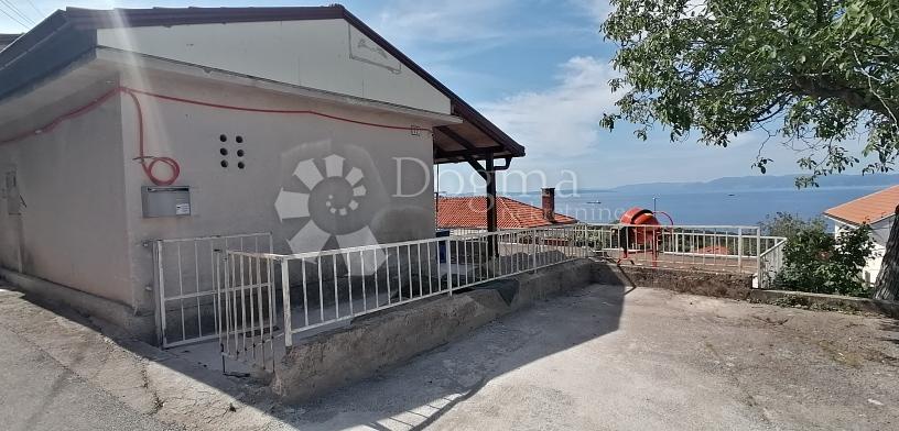  KOSTRENA 220m2  