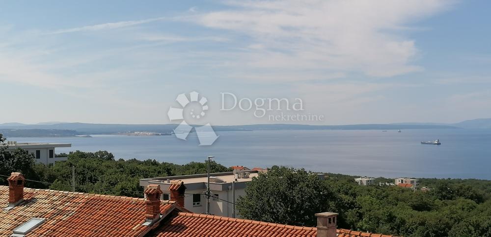  KOSTRENA 220m2  