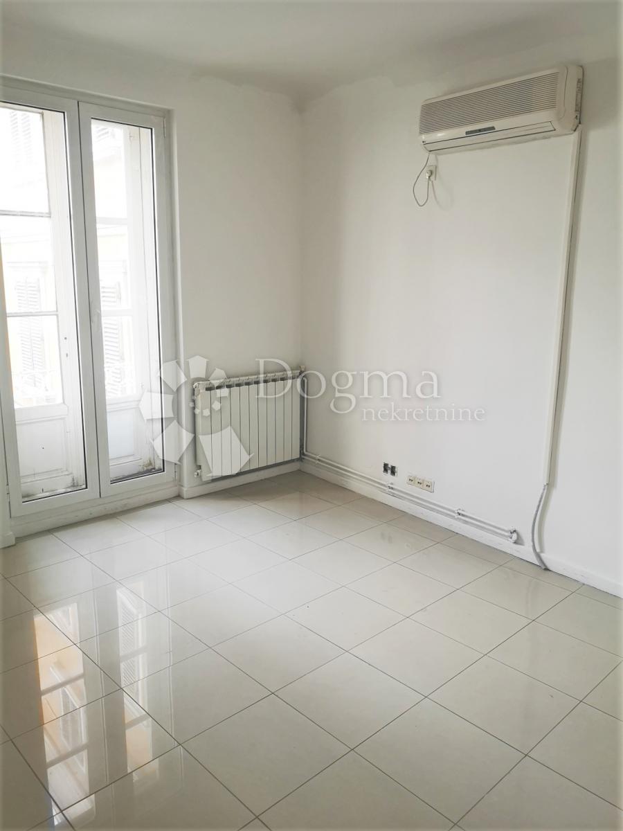    Business premise Centar, Rijeka, 105m2