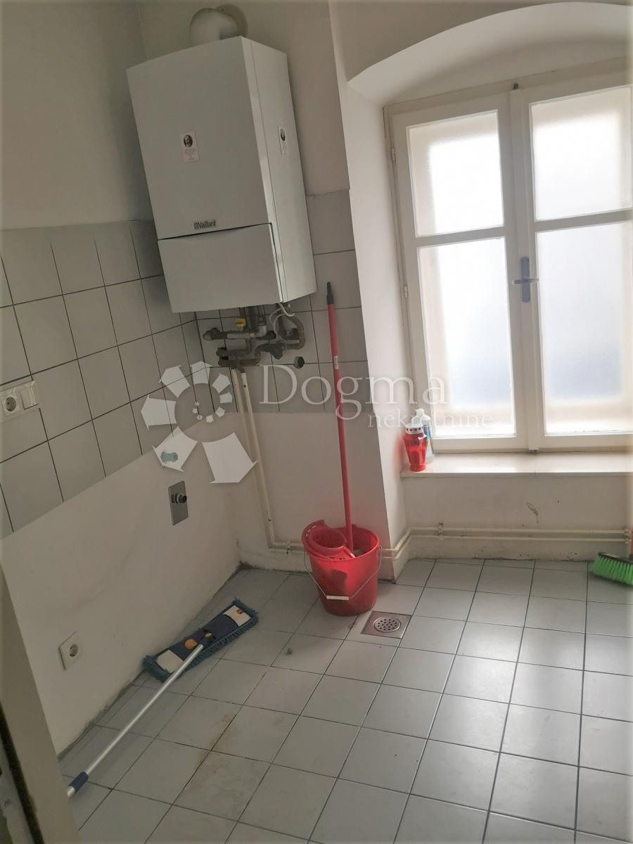    Business premise Centar, Rijeka, 105m2