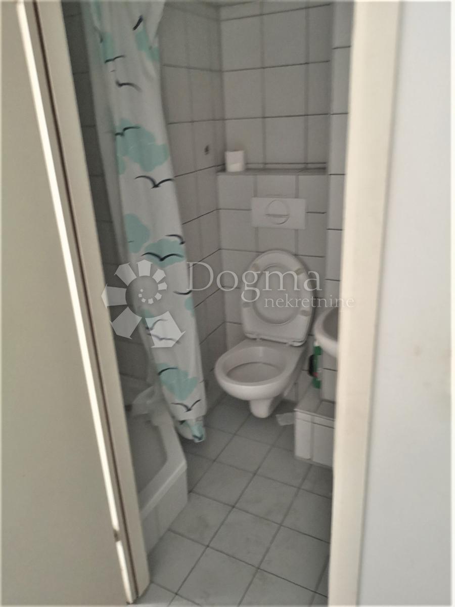   Business premise Centar, Rijeka, 105m2