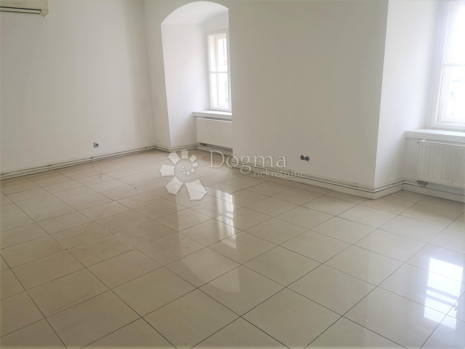    Business premise Centar, Rijeka, 105m2