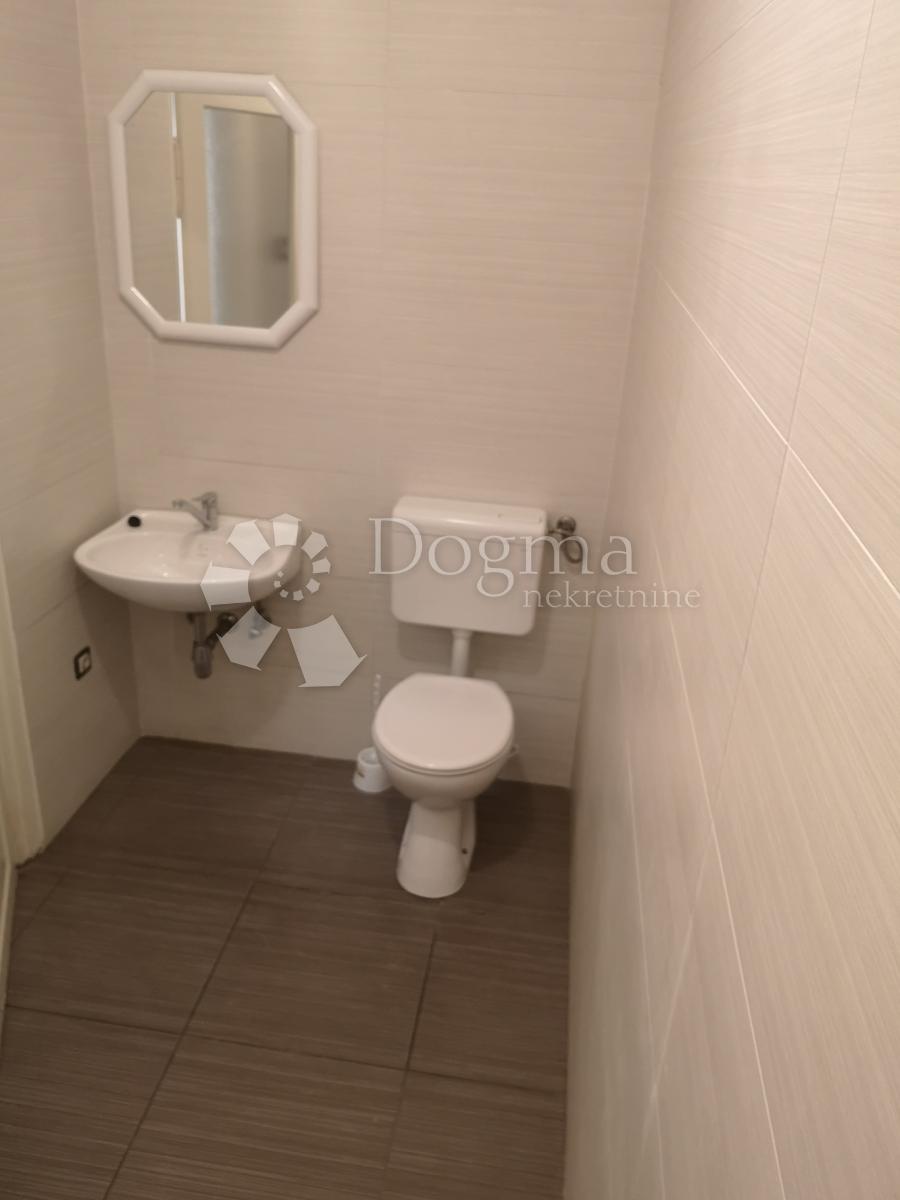    Business premise Centar, Rijeka, 94m2