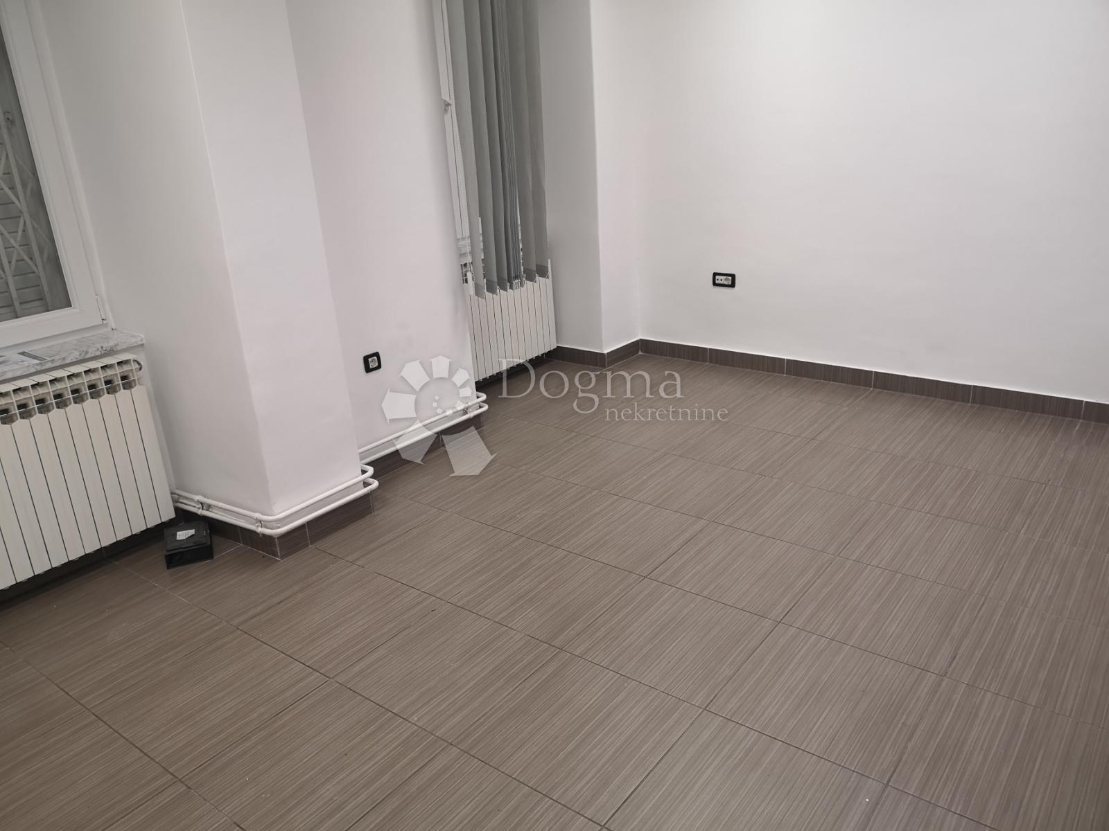    Business premise Centar, Rijeka, 94m2