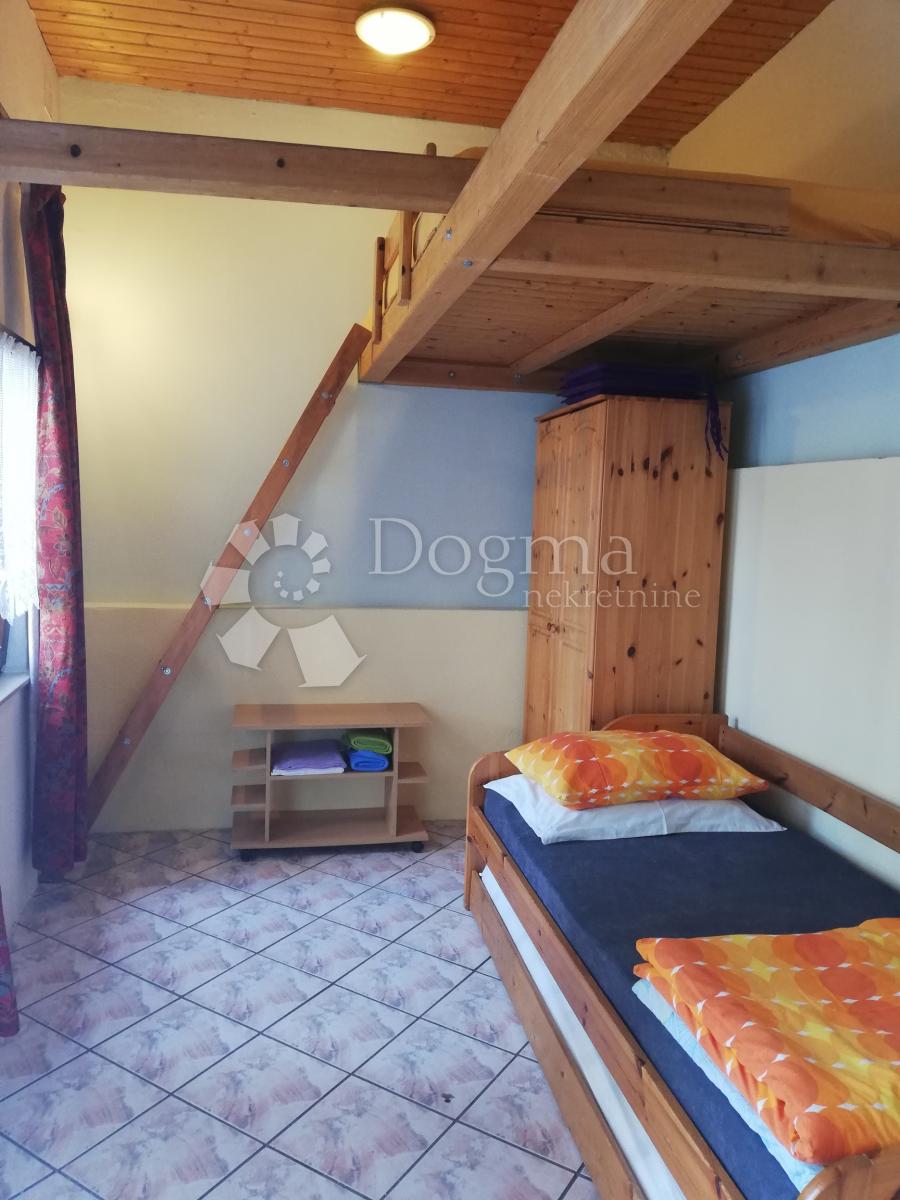 CRIKVENICA, DRAMALJ - 7 apartmana + poslovni prostorza turistički najam  