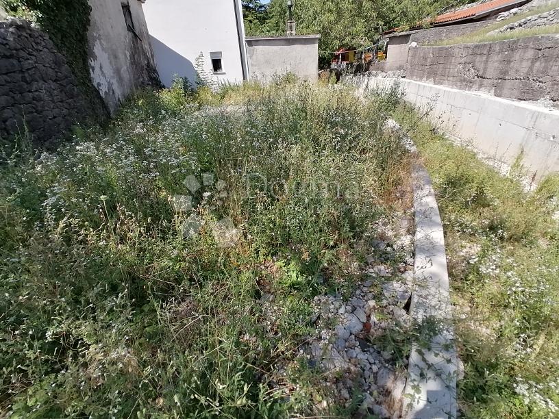185 m2 DVIJE VEZANE STARINE