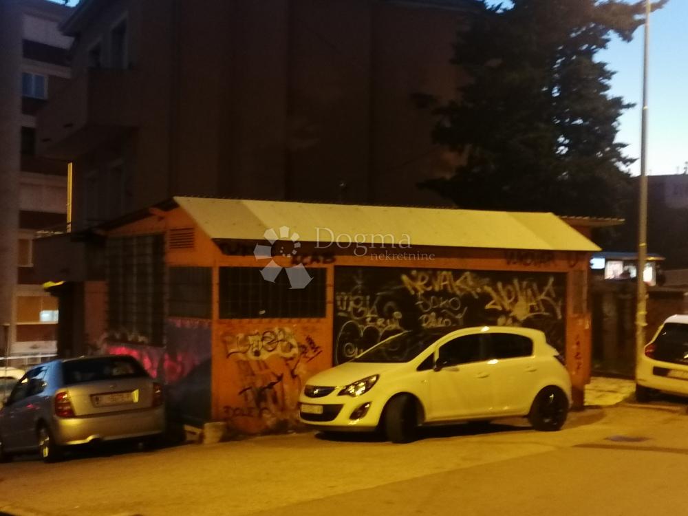    Business premise Podmurvice, Rijeka, 50m2