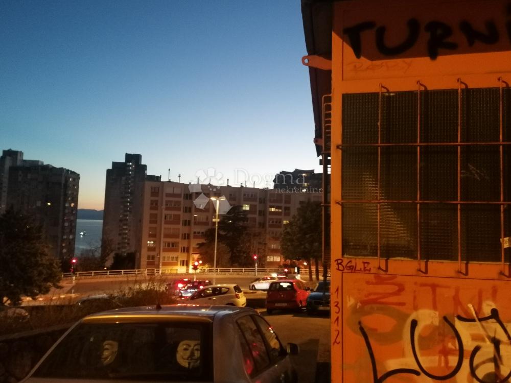    Business premise Podmurvice, Rijeka, 50m2
