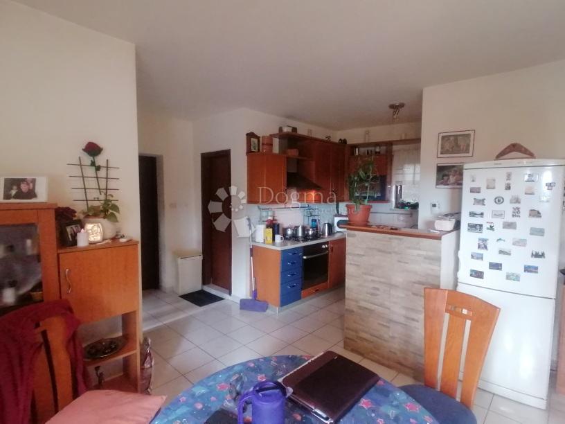  SPINČIĆI 244m2  