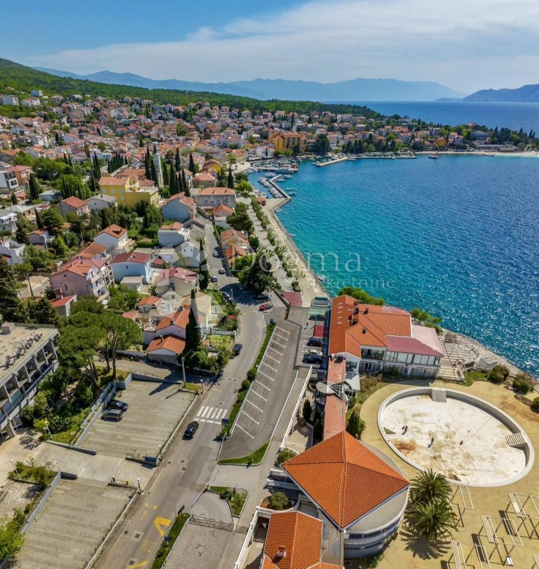  Selce, poslovni prostor uz šetnicu  