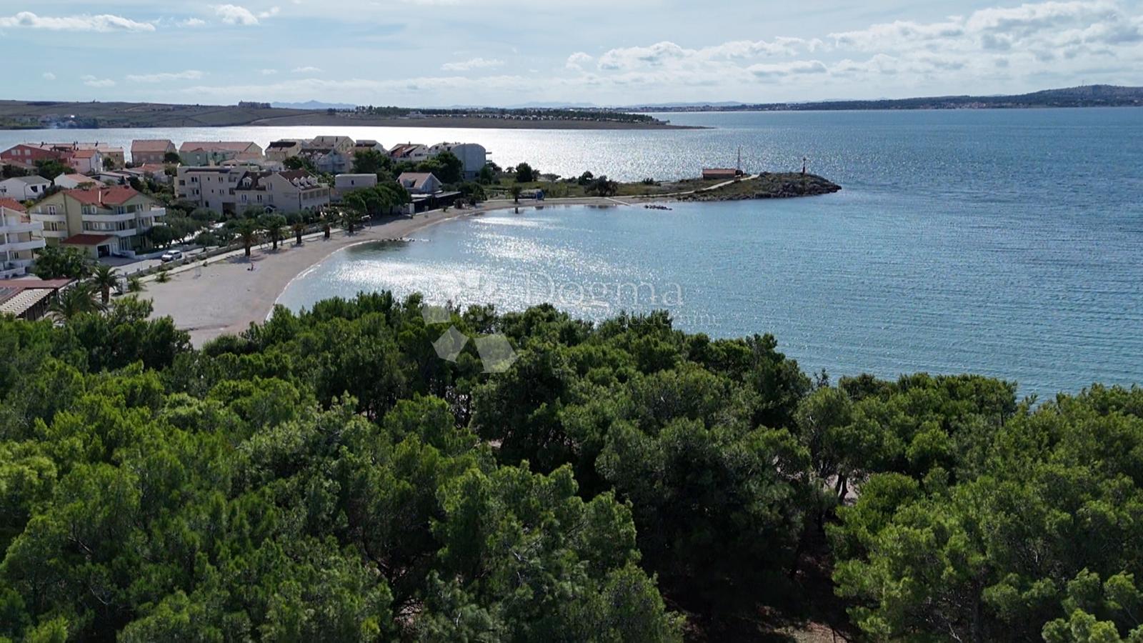    Flat Povljana, 80,21m2