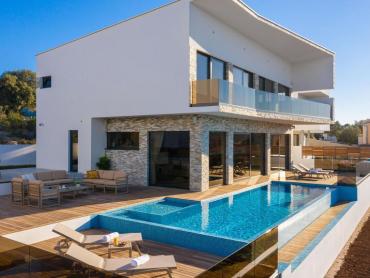 Дом Rogoznica, 260m2