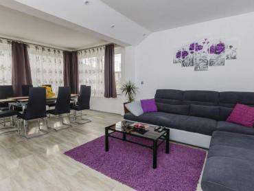 Дом Vinišće, Marina, 273m2