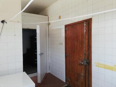 Brinje, kuća i pogon za proizvodnju i preradu mesa
