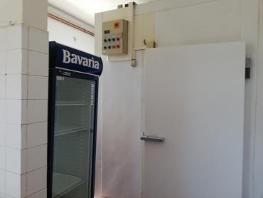 Brinje, kuća i pogon za proizvodnju i preradu mesa