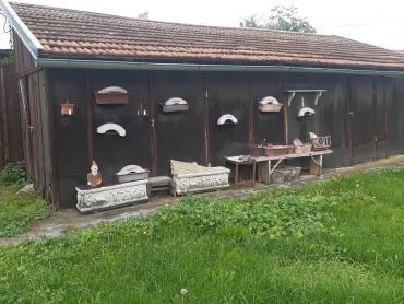 Prostrana kuća u centru Ogulina