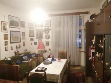 Prostrana kuća u centru Ogulina