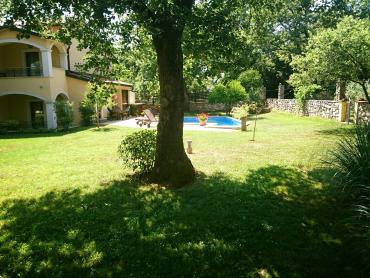 Novigrad, restoran i smještaj u miru koji tražite