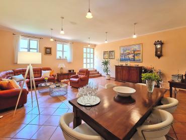 Дом Malinska, Malinska-Dubašnica, 2.000m2