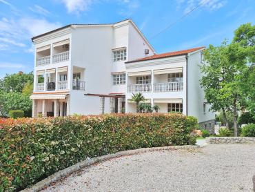 Дом Malinska, Malinska-Dubašnica, 2.000m2