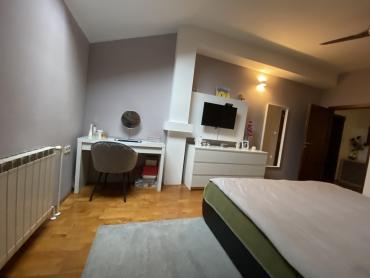 Дом Centar, Jastrebarsko, 440m2