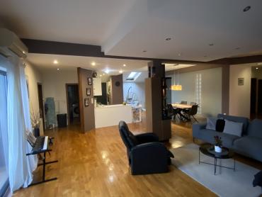 Дом Centar, Jastrebarsko, 440m2