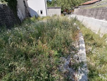 185 m2 DVIJE VEZANE STARINE