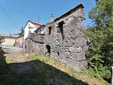 185 m2 DVIJE VEZANE STARINE