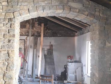 MOTOVUN OKOLICA KAMENA RENOVIRANA KUĆA