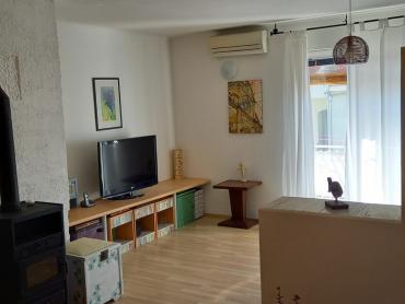 ŠIBENIK, kuća sa tri stana