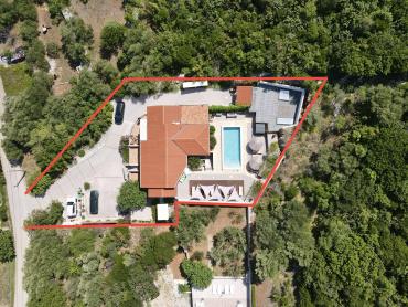 EKSKLUZIVNO! 3D TOUR! APARTMANSKA KUĆA 700 M OD MORA