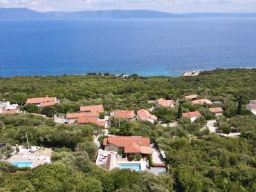 EKSKLUZIVNO! 3D TOUR! APARTMANSKA KUĆA 700 M OD MORA