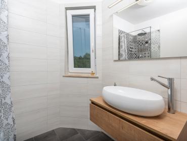 Luksuzna vila s bazenom - 500 m od mora
