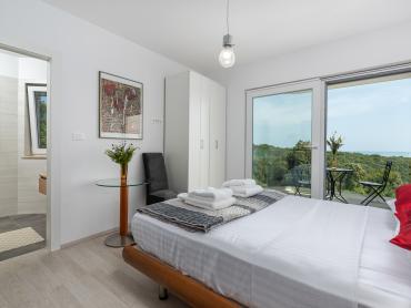Luksuzna vila s bazenom - 500 m od mora