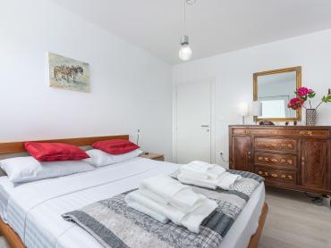 Luksuzna vila s bazenom - 500 m od mora