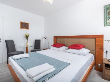 Luksuzna vila s bazenom - 500 m od mora