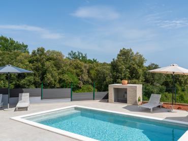 Luksuzna vila s bazenom - 500 m od mora