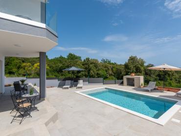 Luksuzna vila s bazenom - 500 m od mora