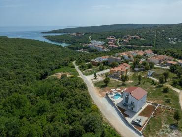 Luksuzna vila s bazenom - 500 m od mora