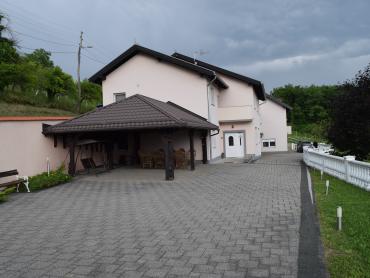 Дом Gornja Jaska, Jastrebarsko, 680m2