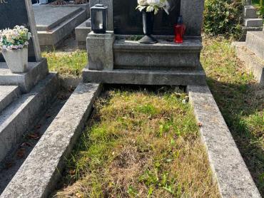 Grobno mjesto na Mirogoju blizu Aleje Hermanna Bollea"