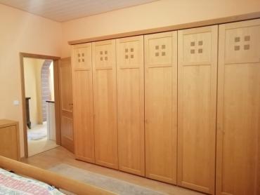 VODICE, predivna kuća sa bajkovitim dvorištem