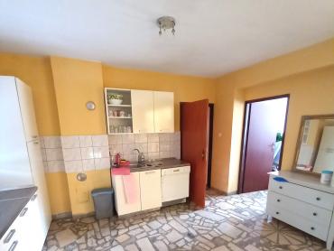 G. Zamet, kuća sa etažiranim stanovima