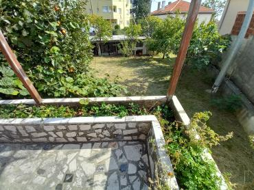 G. Zamet, kuća sa etažiranim stanovima