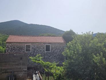 Hiša Ugljan, Preko, 94m2